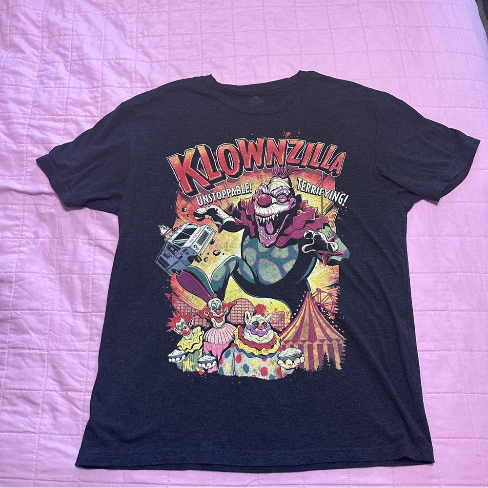 Halloween Horror Nights Klownzilla Shirt Size L